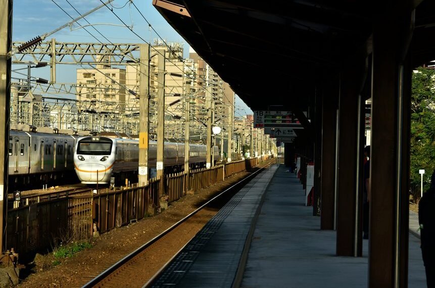 innovative digital network 8001825126